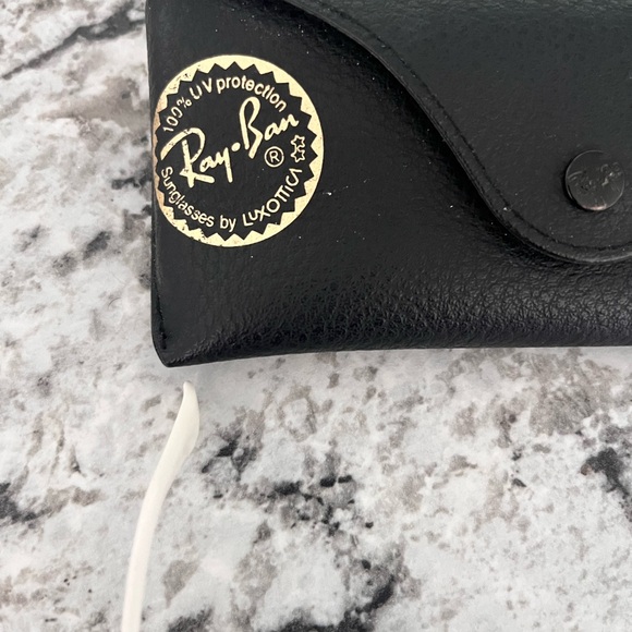 Ray-Ban Aviator Sunglasses - Blue Frame - Picture 7 of 8